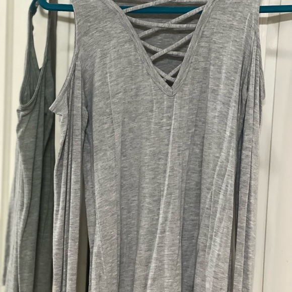 Project Social cold shoulder top - Picture 2 of 4